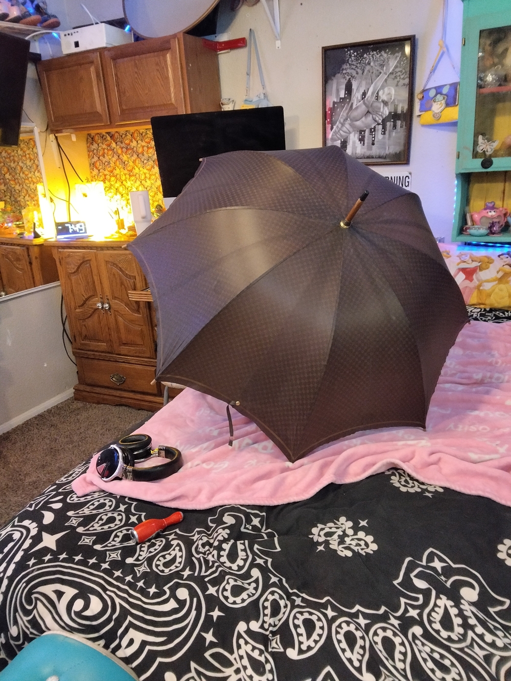 1980's Gucci Brown Printed Wooden Crook-Handle Umbrella